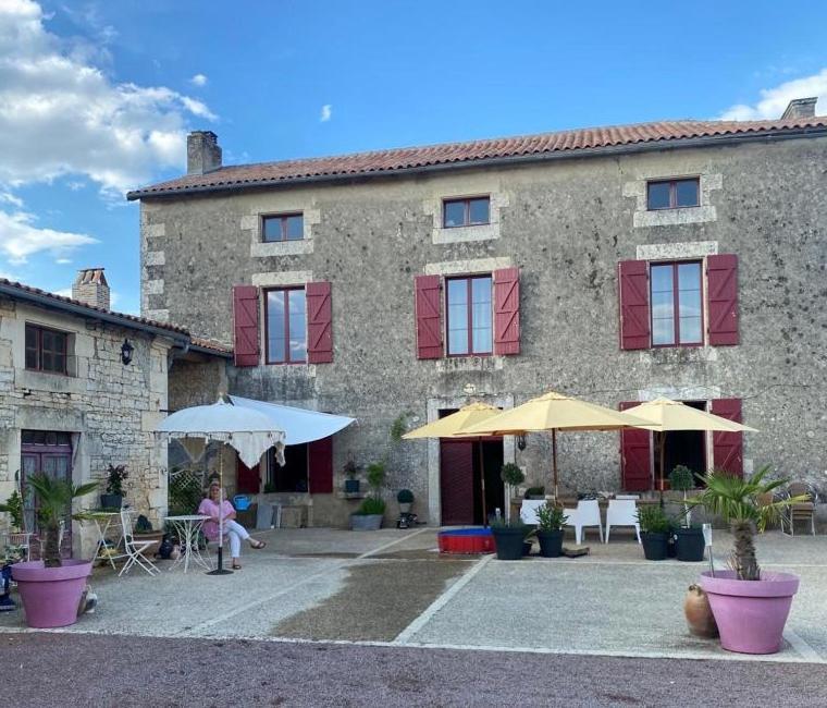 La Tuilerie Verteuil-sur-Charente Exterior foto